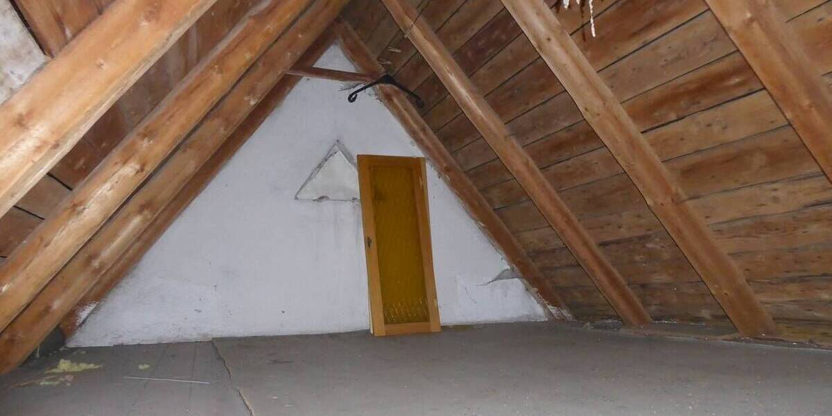 Einfamilienhaus Bischofsgrün - 9 Zimmer, 185 m&sup2;, 175.000&euro; | Angebot:26064967