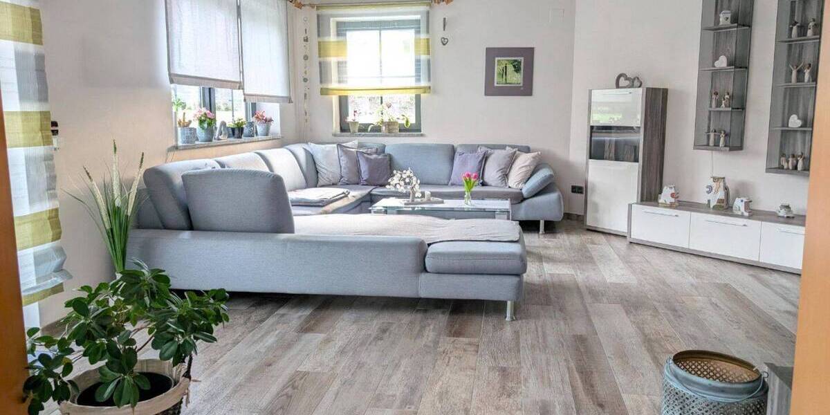 Einfamilienhaus Goldkronach/ Dressendorf Dressendorf - 7 Zimmer, 232 m&sup2;, 765.000&euro; | Angebot:26641486