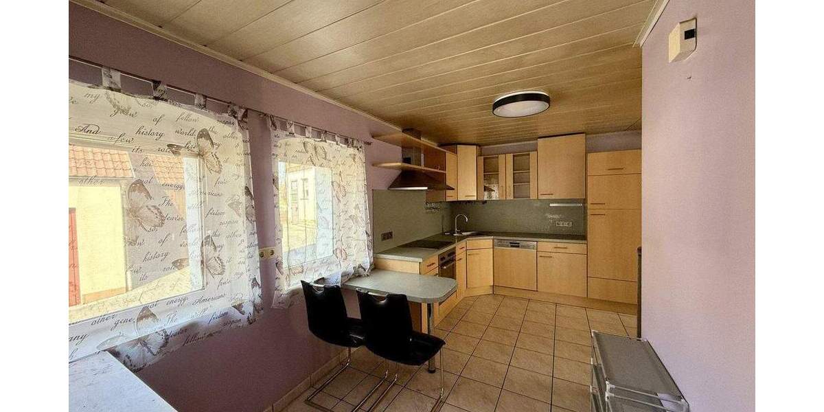 Einfamilienhaus Gößweinstein - 6 Zimmer, 126 m&sup2;, 99.000&euro; | Angebot:25906559