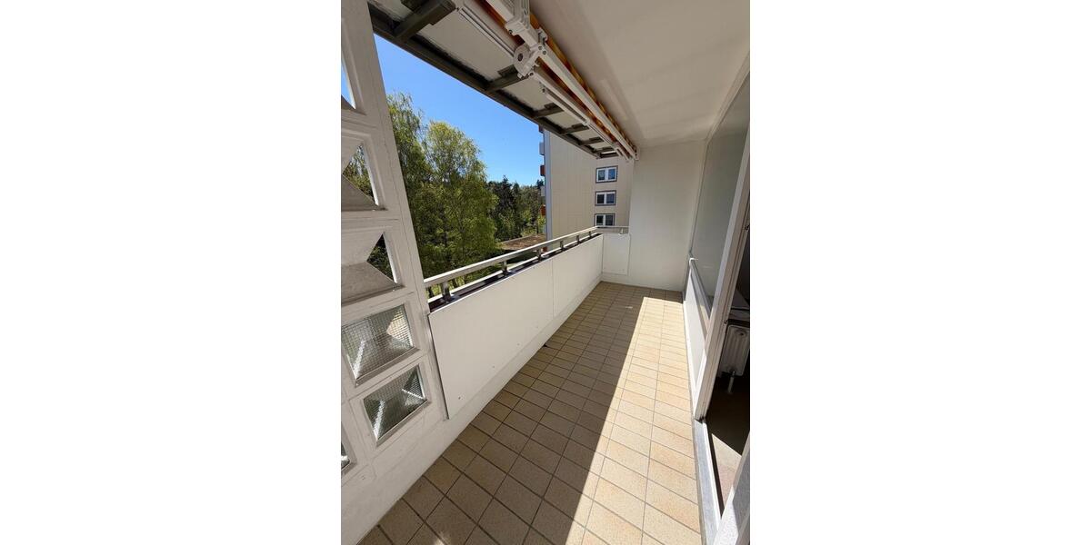 Etagenwohnung Bindlach - 3.5 Zimmer, 93 m&sup2;, 1.000&euro; | Angebot:26567925