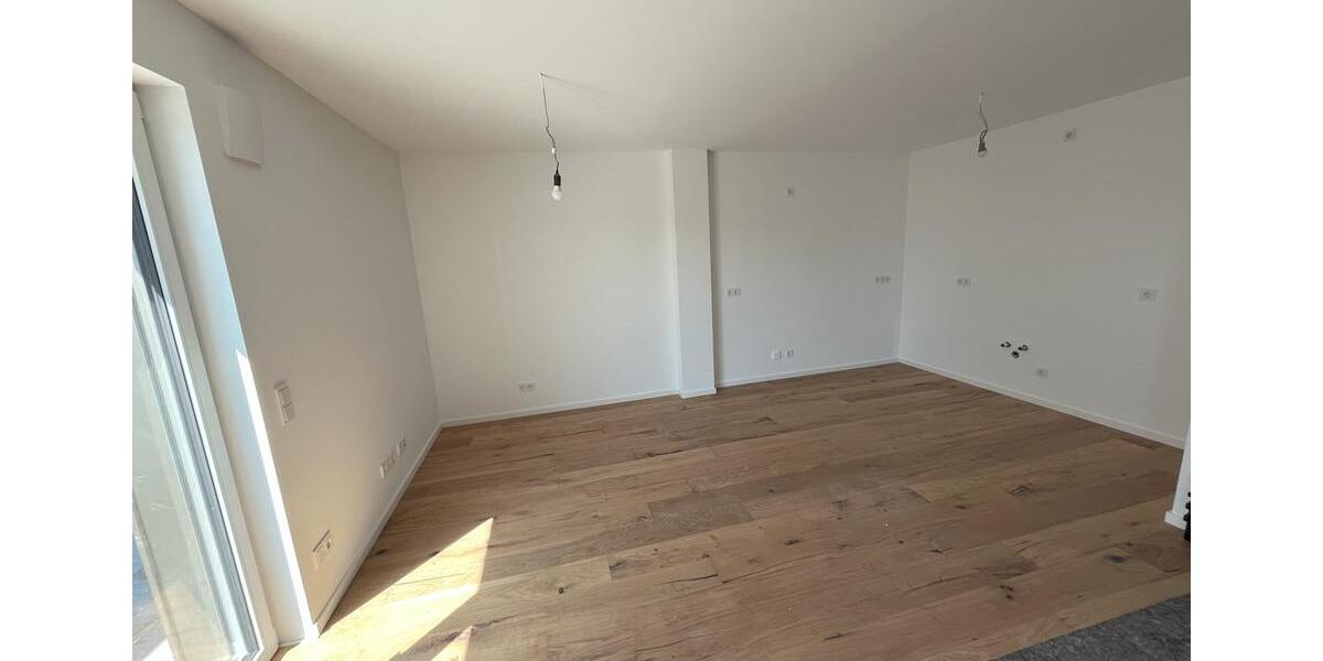 Etagenwohnung Speichersdorf - 2 Zimmer, 67 m&sup2;, 776&euro; | Angebot:25350330