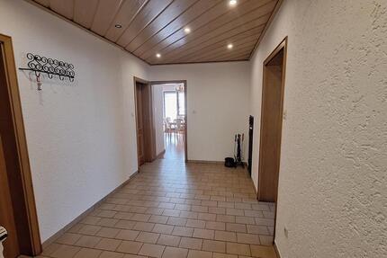 Wohnung Neustadt am Kulm - 2 Zimmer, 84 m&sup2;, 560&euro; | Angebot:27541652