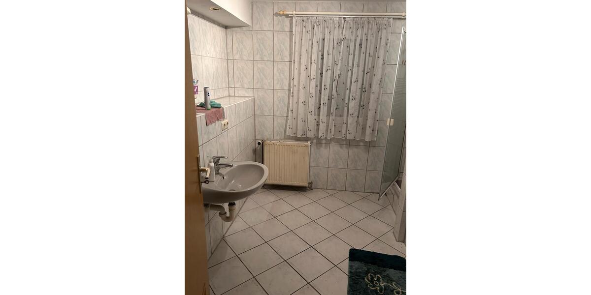Einfamilienhaus Heinersreuth - 4 Zimmer, 120 m&sup2;, 180.000&euro; | Angebot:24919493