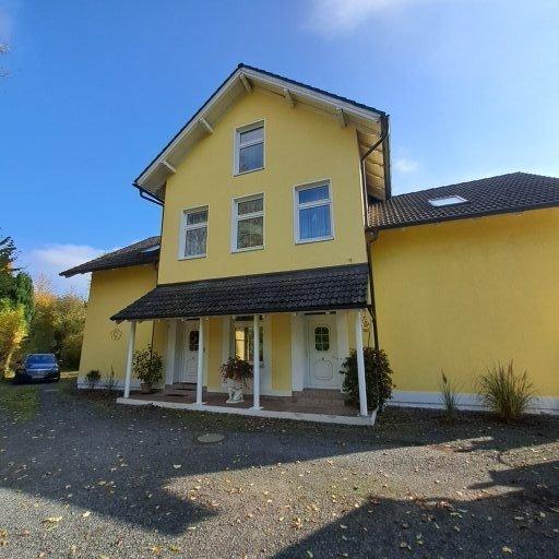 Einfamilienhaus Marktschorgast - 9 Zimmer, 320 m&sup2;, 380.000&euro; | Angebot:27021515