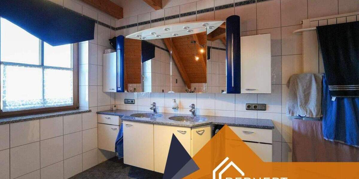 Einfamilienhaus Weismain - 1 Zimmer, 256 m&sup2;, 649.000&euro; | Angebot:25739764