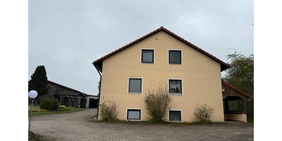 Mehrfamilienhaus, Wohnhaus Speichersdorf - 8 Zimmer, 240 m&sup2;, 495.000&euro; | Angebot:26145134