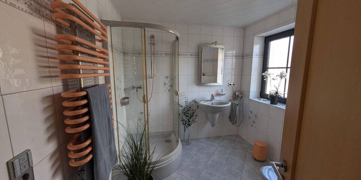 Einfamilienhaus Goldkronach/ Dressendorf Dressendorf - 7 Zimmer, 232 m&sup2;, 765.000&euro; | Angebot:26641486
