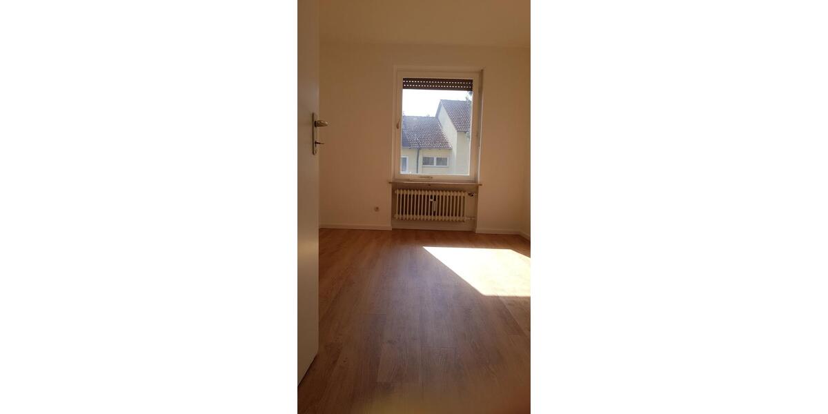 Etagenwohnung Bayreuth Meyernberg - 4 Zimmer, 104 m&sup2;, 1.100&euro; | Angebot:25177363