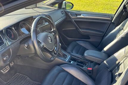 VW Golf 299.600 km 6.900 &euro; Auerbach 91275