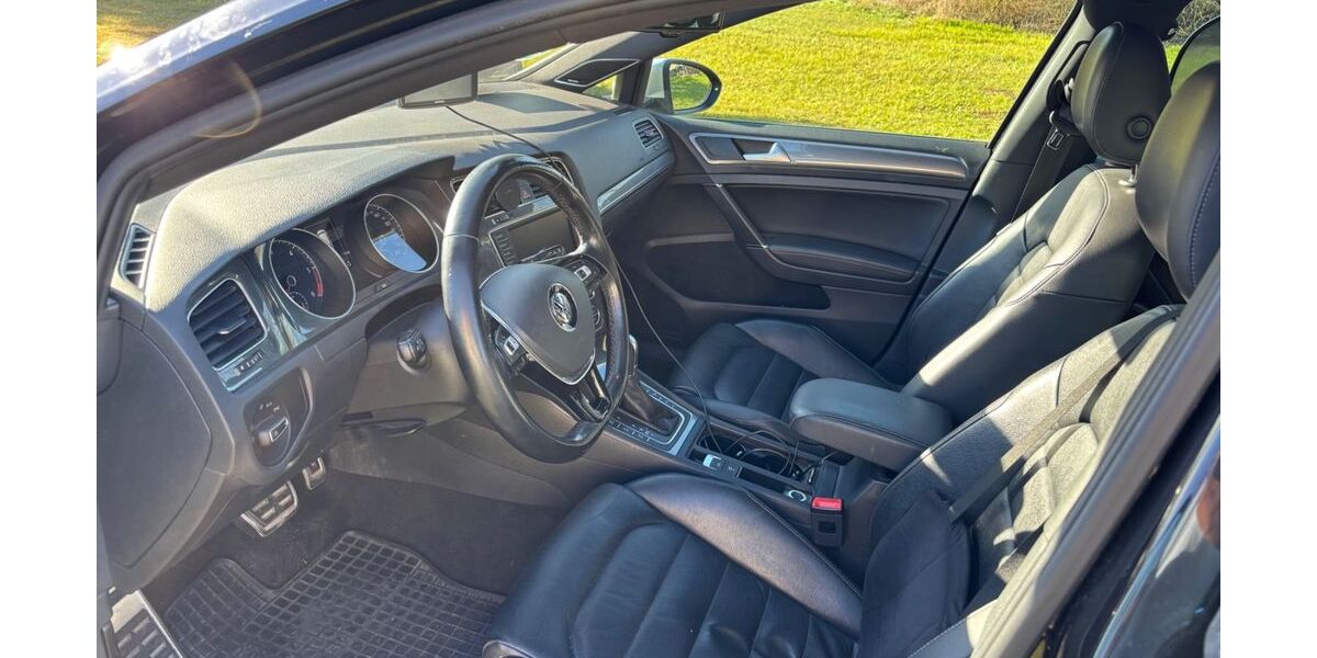 VW Golf 299.600 km 6.900 &euro; Auerbach 91275