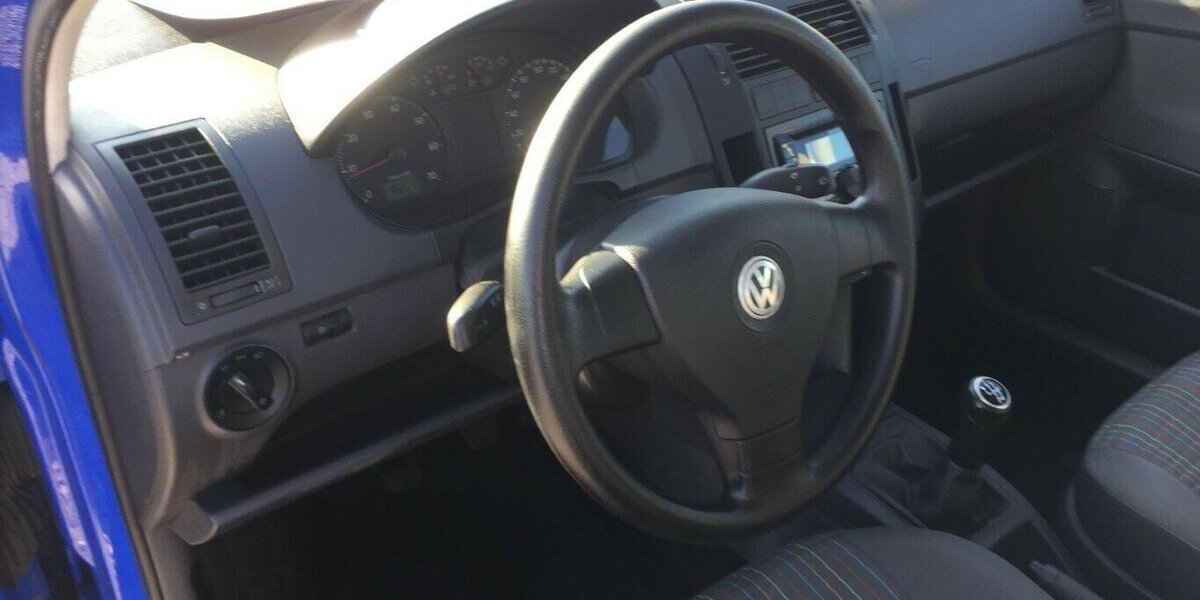 VW Polo Trendline,4 Türig,Tüv Neu! 175.000 km 3.600 &euro; Himmelkron 95502