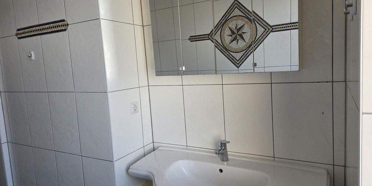 Etagenwohnung Kulmbach Ziegelhütten - 3 Zimmer, 94 m&sup2;, 800&euro; | Angebot:25721367