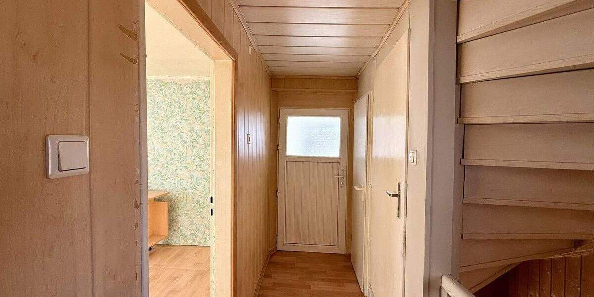 Einfamilienhaus Gößweinstein - 6 Zimmer, 126 m&sup2;, 99.000&euro; | Angebot:25906559