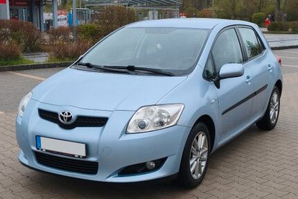 Toyota Auris 84.000 km 5.200 &euro; Eckersdorf 95488