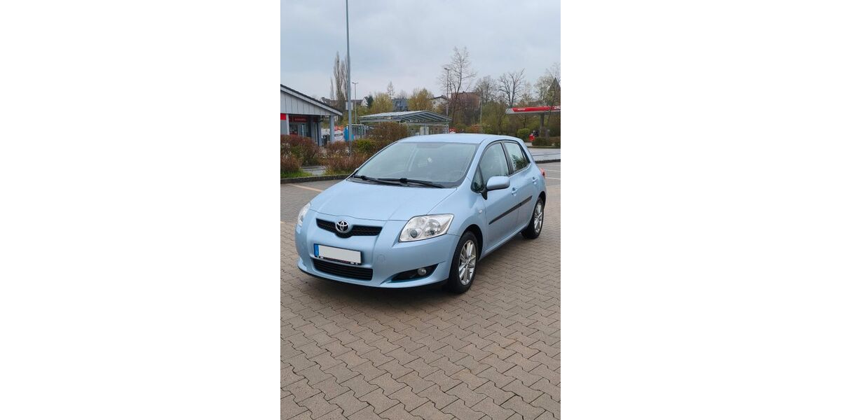 Toyota Auris 84.000 km 5.200 &euro; Eckersdorf 95488
