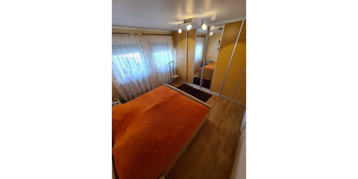 Mehrfamilienhaus, Wohnhaus Seybothenreuth - 650.000&euro; | Angebot:26044951